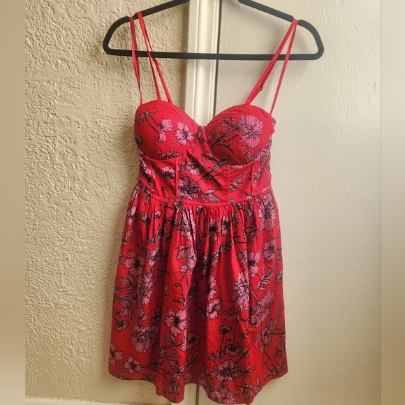 NWT Band of the Free- Bustier Floral Dress - Picture 2 of 8